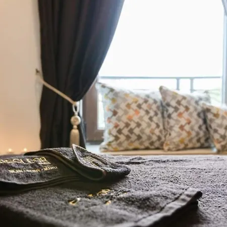 луксозен в резиденция лазурен бряг Burgas City