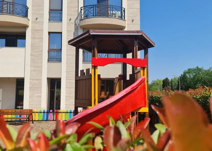 Апартаменты луксозен в резиденция лазурен бряг